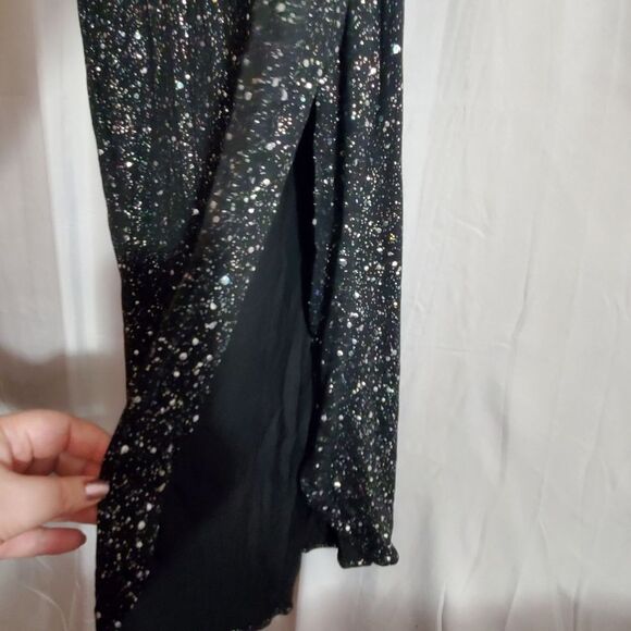 Huskary | NWT Black Maxi Length Dress w/Metallic Polka Dots and Pockets | Size M - Picture 8 of 8